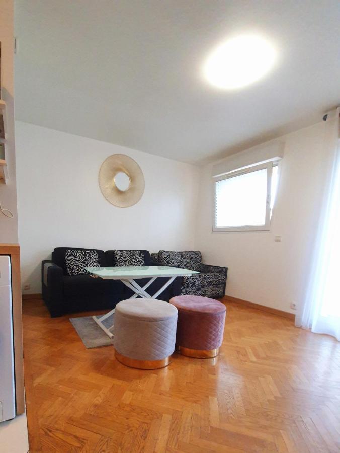 Cozy Room In Paris Ladefense Курбевуа Экстерьер фото
